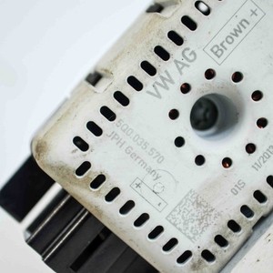 VW GOLF VII 5G1, BQ1, BE1, BE2 Antennenverstärker  5Q0035570 1.6 Diesel 4006616