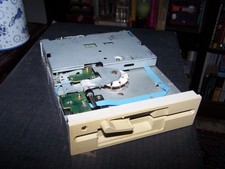 Toshiba ND-0802AR 1.2MB 5.25-inch Internal Floppy Disk Drive Off-White