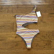 NWT Acacia M Ever Full Piece M One Mada New Swimwear Swim  