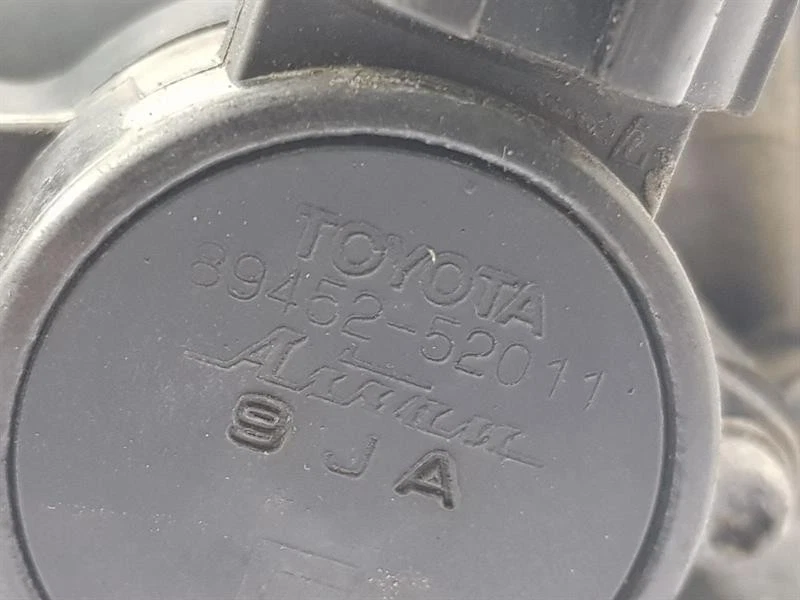 2010 PEUGEOT 107 THROTTLE BODY 1.0 PETROL 1KR-FE (384F) 8945252011 - Image 3 of 4