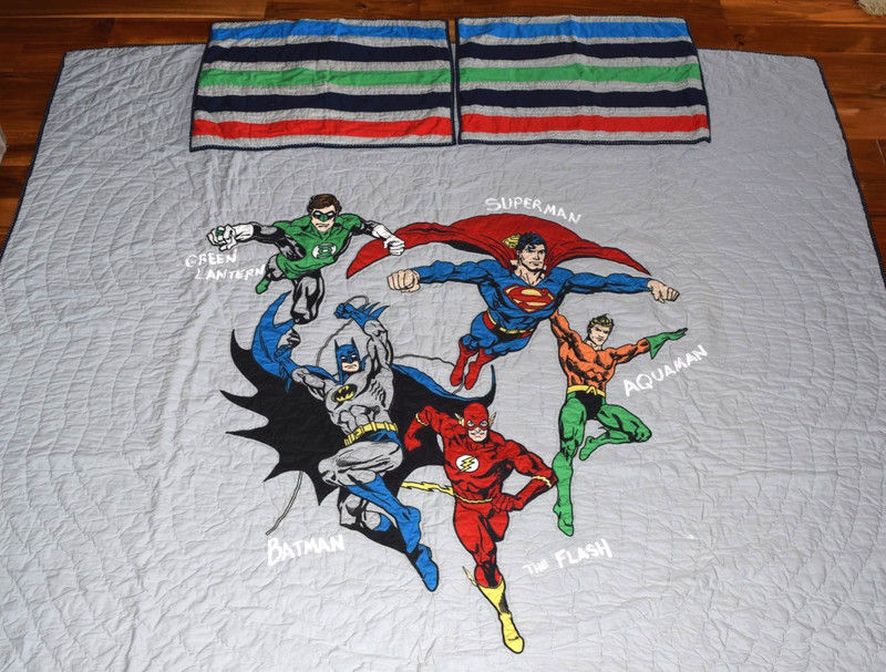 Pottery Barn Kids Justice League Full/Queen Quilt 2 matching shams Super Friends