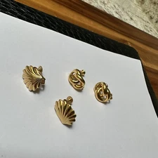 Lot Of 2 Napier Signed Gold Tone Clip-on Clip On Earring