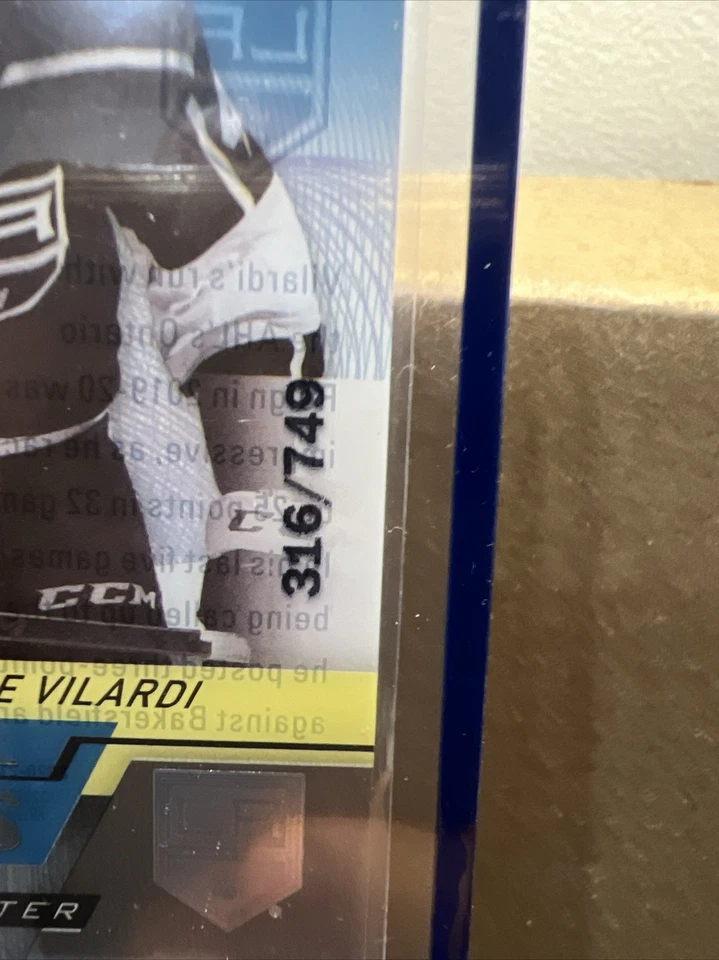 2020-21 Upper Deck Synergy Gabe Vilardi /749 Exceptional Futures Rookie #EFS-GV - Image 2 of 4