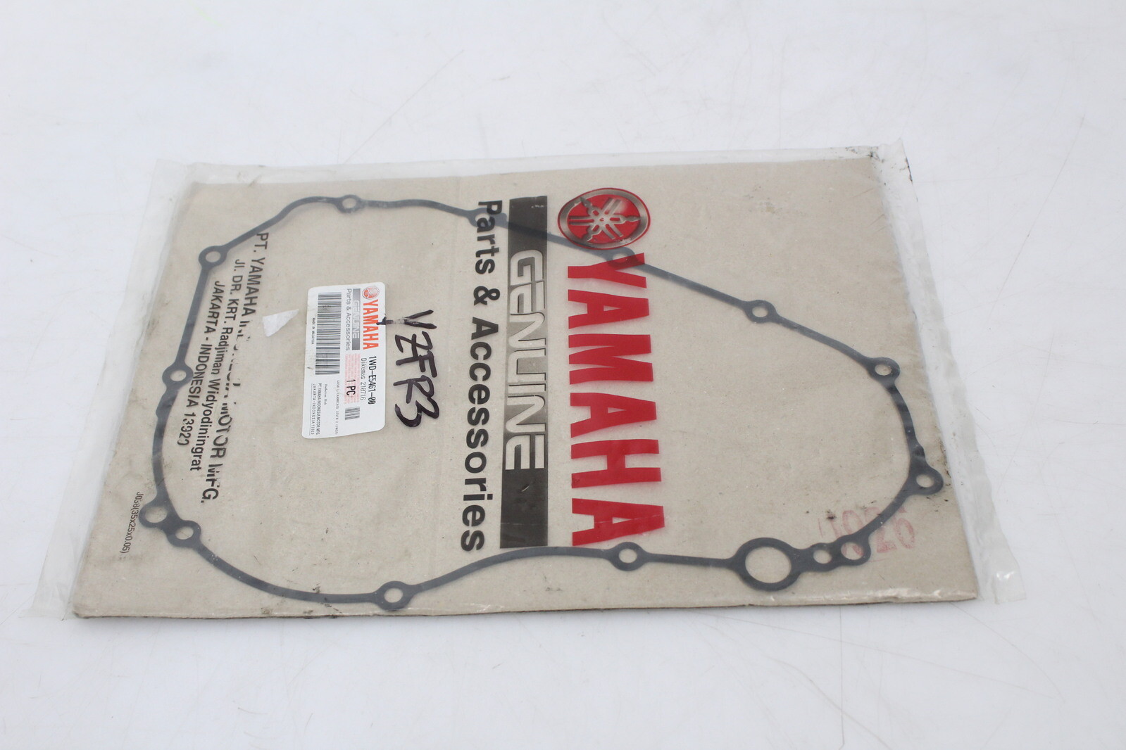 Engine Clutch Cover Gasket Yamaha YZFR3 1519 OEM eBay