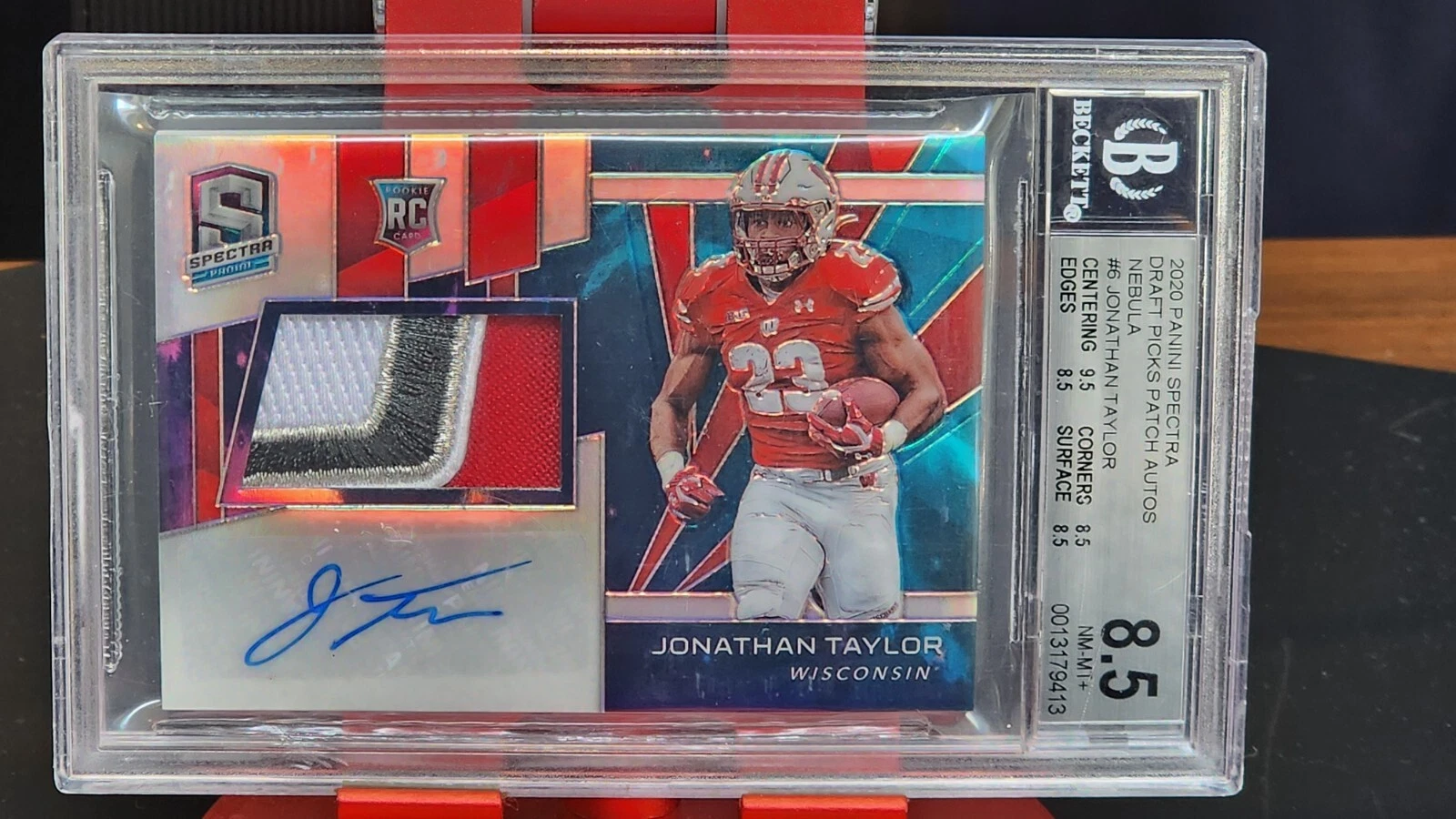 Jonathan Taylor Panini Chronicles Draft Picks Spectra Patch Autographs #6 Nebula