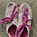 comfort trendz white lace sneakers with pink underlay & laces, women's 10 — photo 9