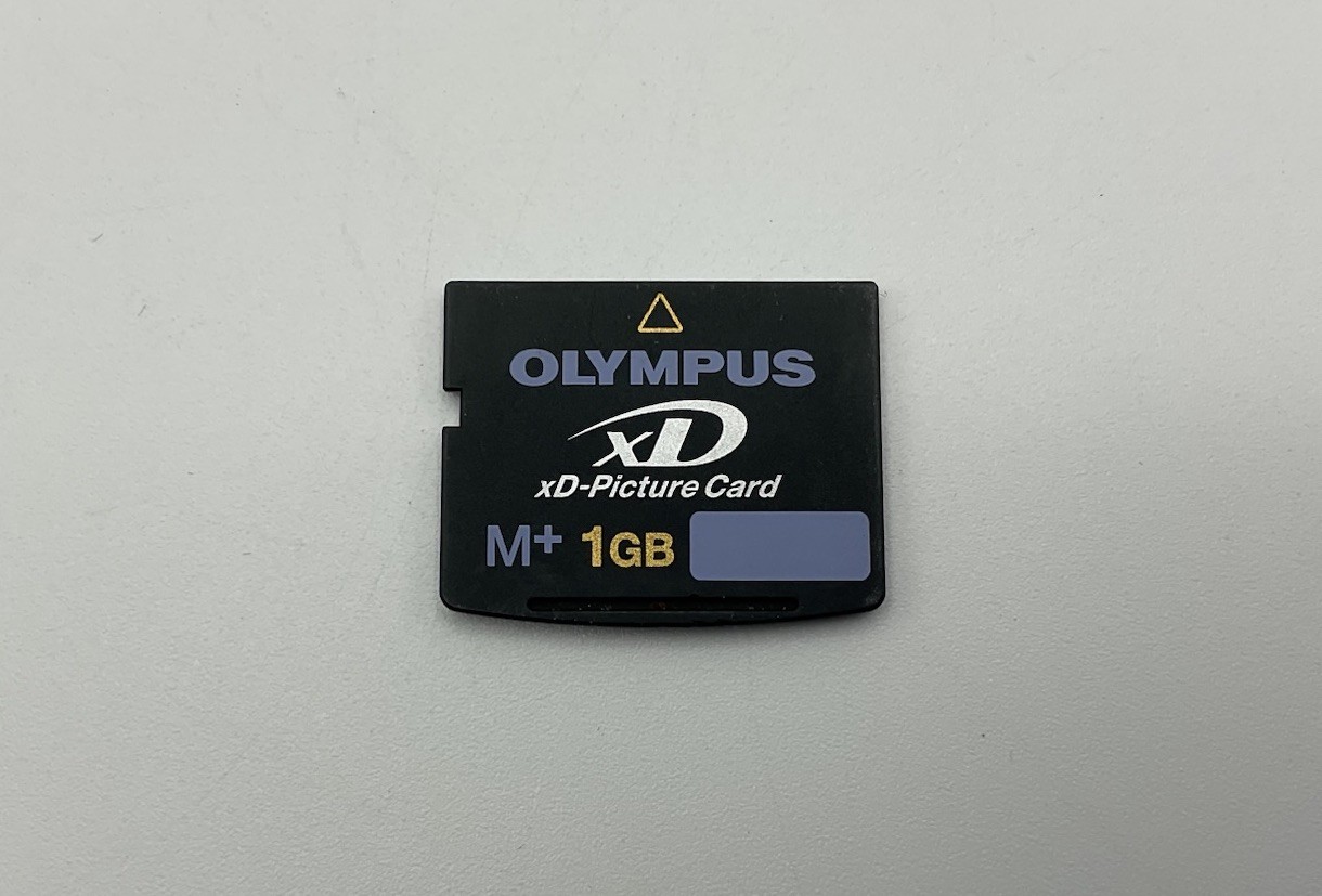 xD Picture Card 1GB Olympus Tipo M+ For Olympus/ Fujifilm Fotocamera Digitale