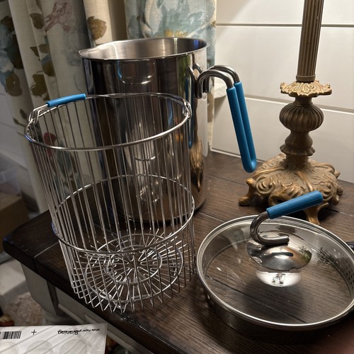 Pentola Kuhn Rikon 4° Bruciatore con Coperchio in Vetro e Cestello Vapore Manico Inox Turchese  - Foto 4 di 7