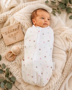 SwaddleMe Newborn Sleep Sack Swaddle White Floral Zip-Up Baby Wrap