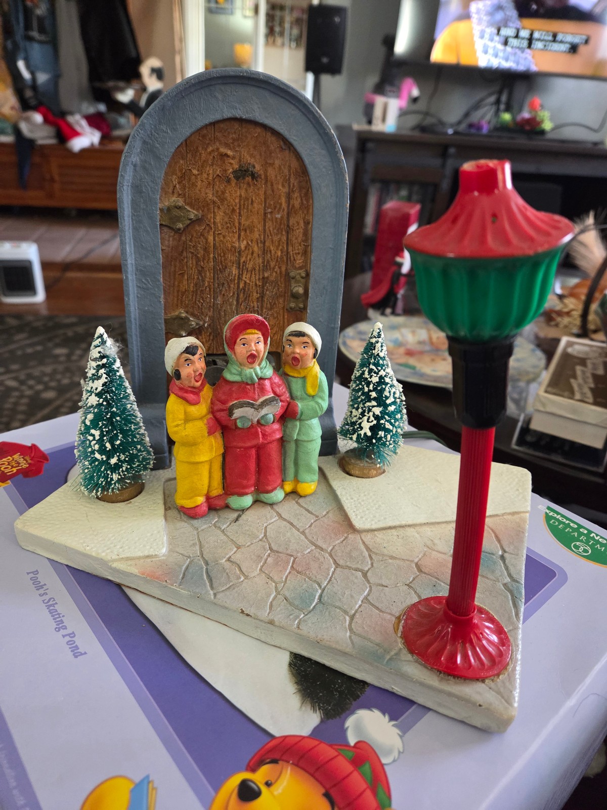 RARE VINTAGE 1930'S ,1940'S NOMA GLOLITE SINGING CAROLLERS