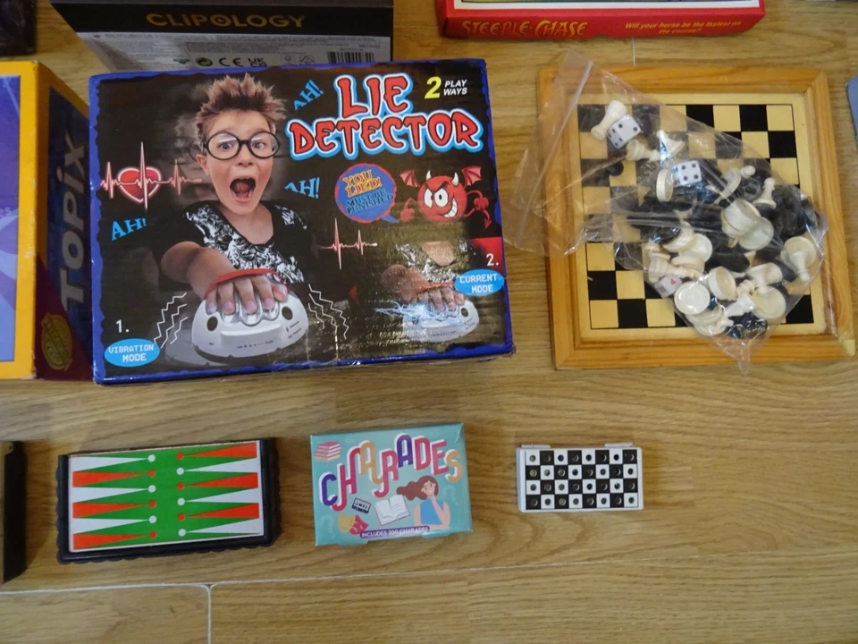 Bundle 28 x Games for Ages TEENS+  -  inc. Topix, Scene It, Clipology, Cranium - Image 4 of 4