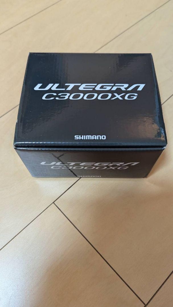 Shimano 25 ULTEGRA C3000XG Spinning Reel Fishing in Box New