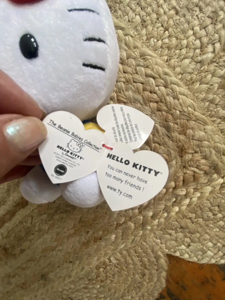 Ty Beanie Babies Hello Kitty Feliz Cumpleaños Pequeño 6" Gorros Peluche Nuevo con Etiquetas Lote ~ 8 Foto 3 de 4