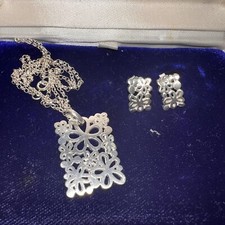 Sterling Silver 925 Flower Pendant & Matching Flower Earrings -Jewellery Set
