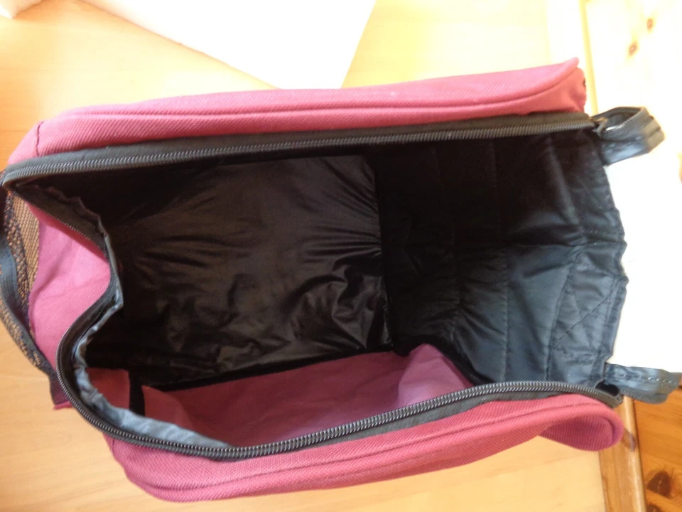 Rucksack für Inliner / Rollerplates / Eislaufschuhe ~ dkl. rot/ beige/ schwarz - Bild 4 von 4