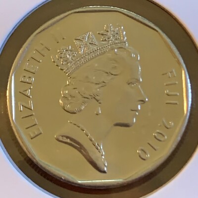 Fiji - 2010W - 50 Cents - Elizabeth II 3rd portrait - BU