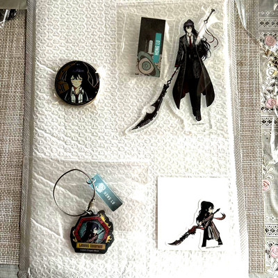 Limbus Company Hong Lu Acrylic Stand & Acrylic Keyring & Sticker & Can Badge JP