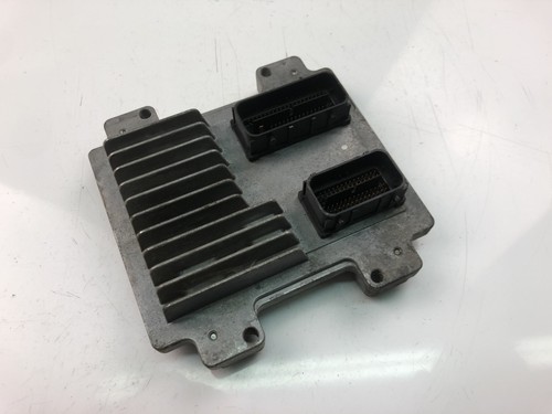 OPEL CORSA D Motorsteuergerät ECU 55577834 15530322