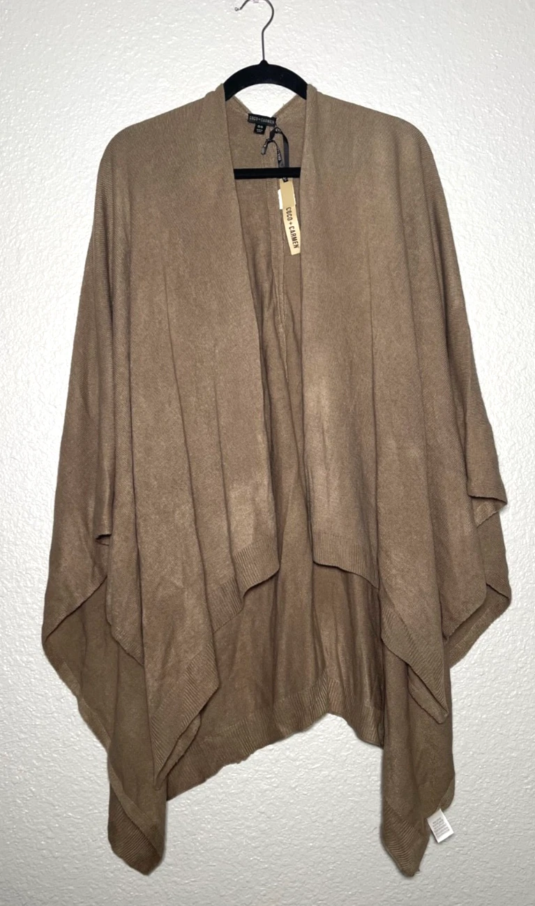 Coco Carmen Cardigan Sweater Poncho Women's One Size Tan Boho Neutral Shawl NEW
Opens in a new windo