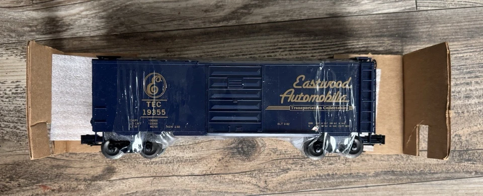 WEAVER ULTRA LINE Train Box Car O Gauge The Eastwood Automobilia TEC 19355🌟NEW! - Image 2 of 4