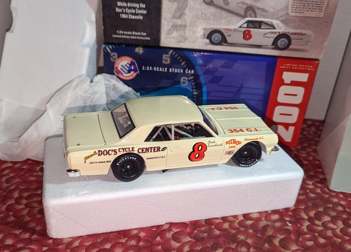 M5-55 DALE EARNHARDT #8 1st ASPHALT WIN / DOC'S CYCLE CENTER 1964