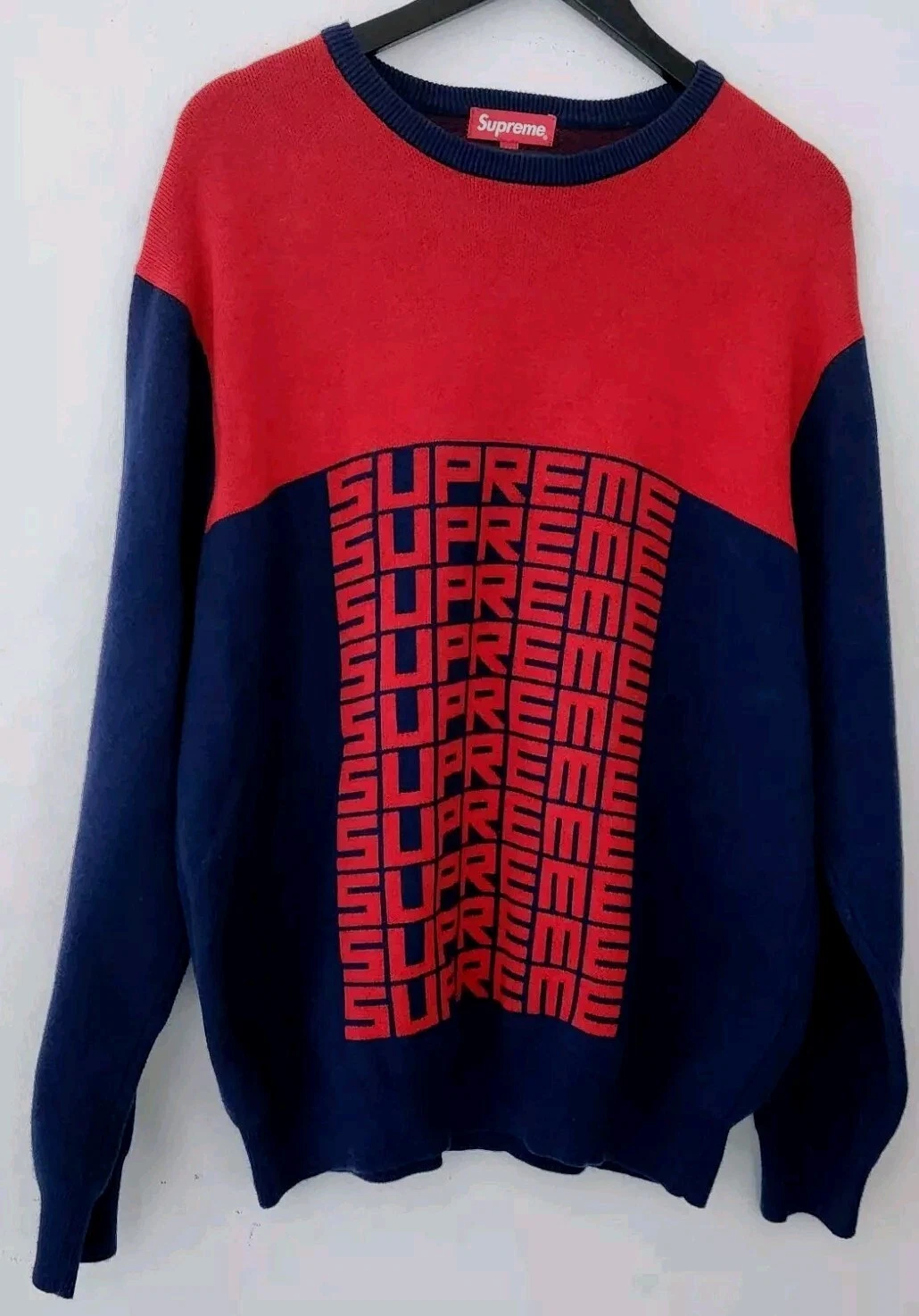 FW18 Supreme Repeat Logo sweater size XL navy jumper
