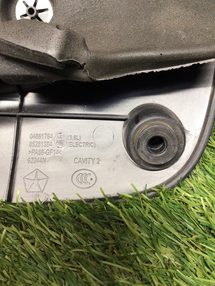 ✅ CUBIERTA DEL MOTOR CHRYSLER PACIFICA 2024 PN:04861764AE OEM Foto 3 de 4