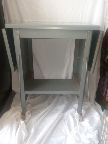 Vintage Drop-Leaf Typewriter Table table desk Steel End Table - Picture 10 of 10