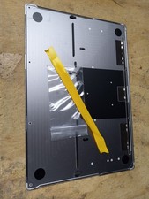 GENUINE APPLE MACBOOK PRO 16" 2021 A2485 BOTTOM BASE COVER SPACE GRAY 923-06750