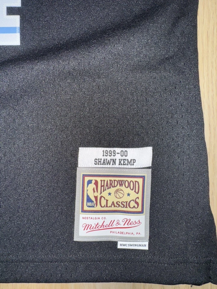 SMALL MITCHELL & NESS CLEVELAND CAVALIERS SHAWN KEMP JERSEY SWINGMAN HWC NWT  - Image 3 of 4