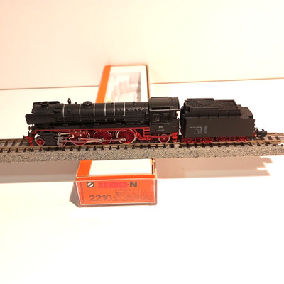 LOCOMOTORA VAPOR BR 01 177 DB ÉPOCA III ARNOLD 2210 (G877)