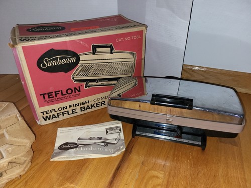 Vintage Sunbeam Waffle Baker And Grill Waffle Maker Machine WB-K Chrome