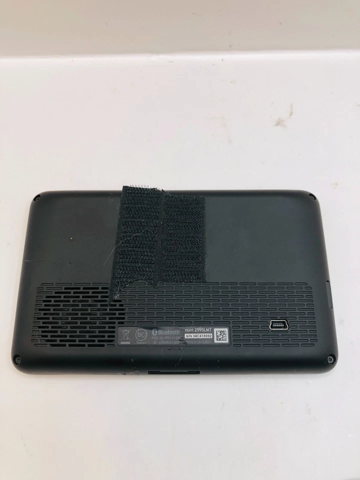 Garmin Nuvi 2595LMT 5” Touchscreen GPS Navigation Bundle TESTED w/Cord - Image 4 of 4