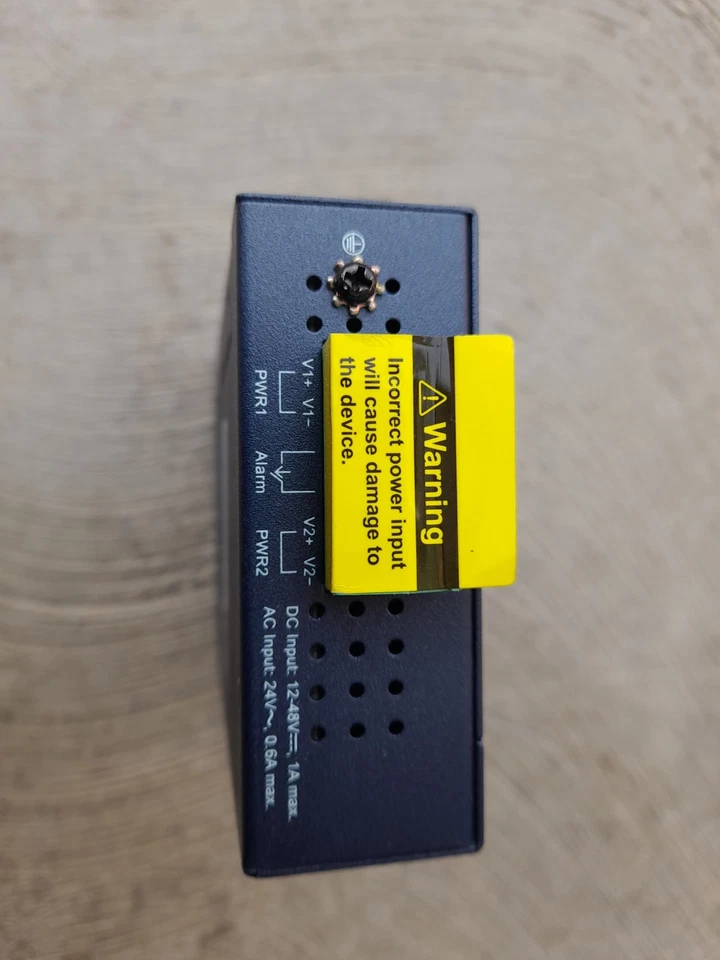 Planet media converter RJ-45 / SFP IGT-805AT - Immagine 2 di 2