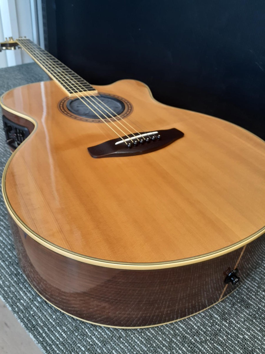 YAMAHA cpx-8 - Yamaha CPX acoustic guitar Red