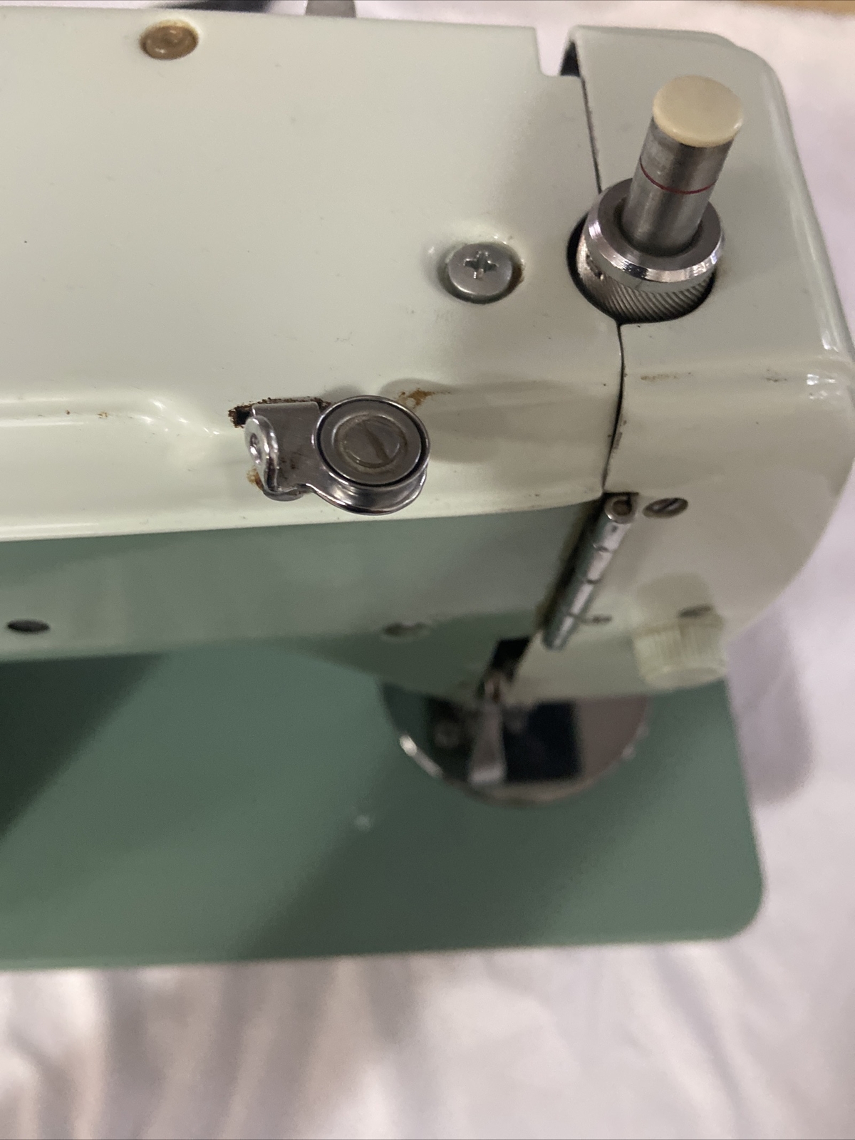 New Home Sewing Machine Model 702 No. 591006442 eBay