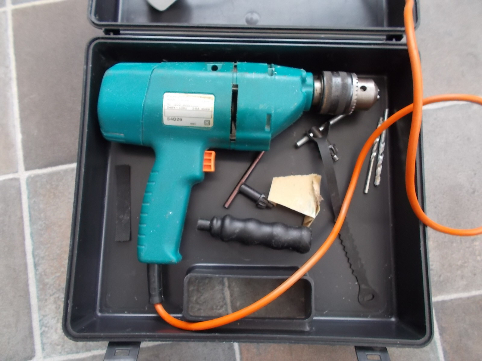 Black and Decker 2 speed Drill. 1/2" Chuck 400H/H18A , S4D26, Chuck Key