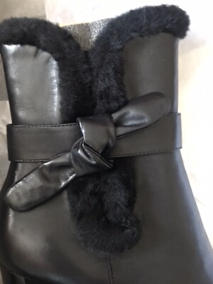 Womans  Markon  black leather Bootie Boots zipper faux fur Trim Tie 8.5M NIB $85