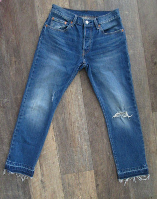 Women's LEVI'S 501 crop distressed jeans sz. 26 (inseam 27'')