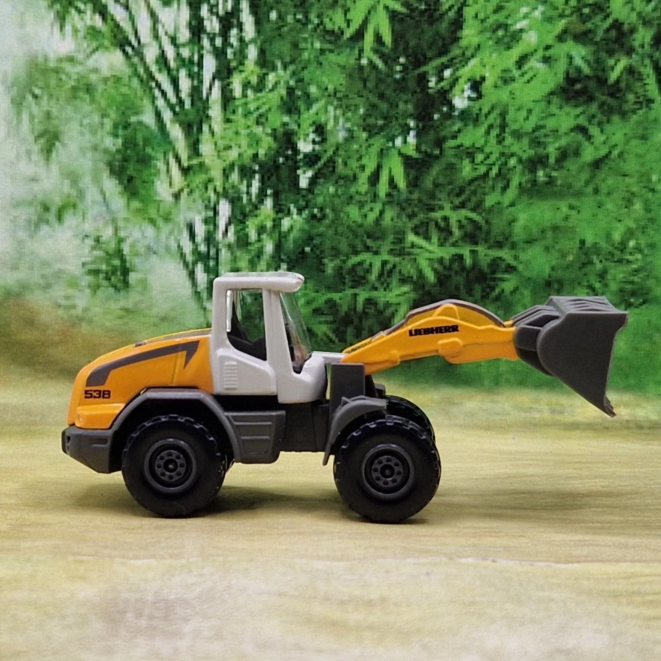 Majorette Liebherr L538 Digger Diecast Model (58) Excellent Condition - Image 3 of 4