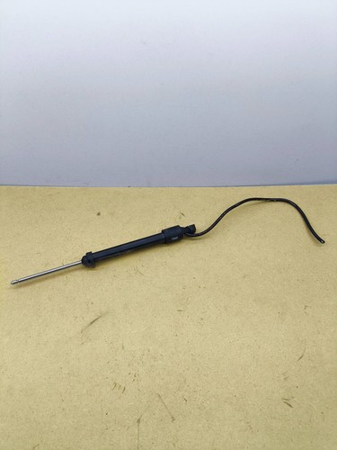 Soft-close tailgate actuator