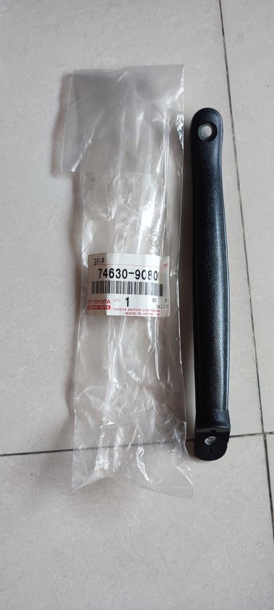 74630-90800 GENUINE TOYOTA LAND CRUISER DOOR HANDLE GRIP FJ40 BJ40