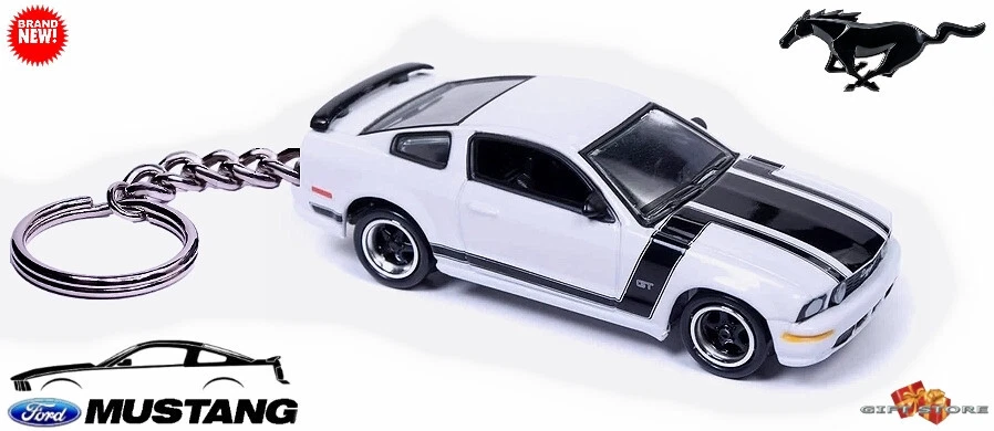 🎁🆕🚦VERY RARE KEYCHAIN WHITE FORD MUSTANG GT BOSS CUSTOM Ltd Ed💕NICE GIFT💕🎁 - Image 3 of 4