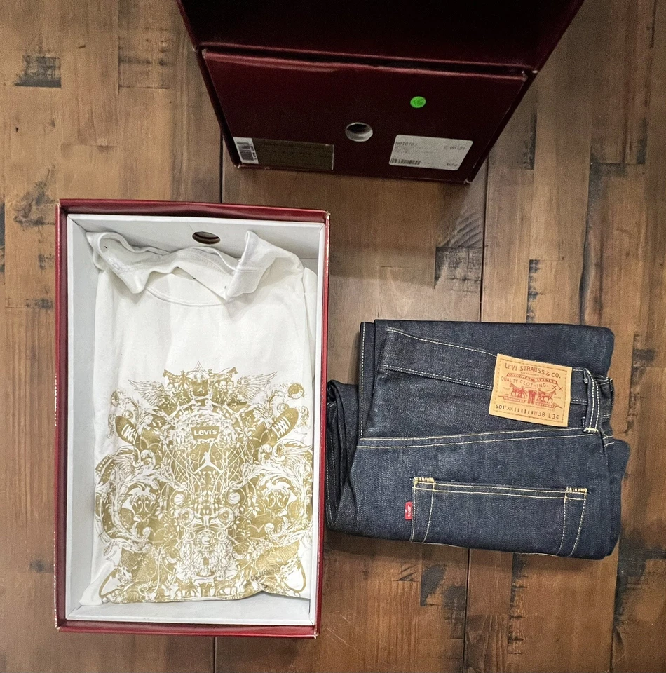 Jordan Hombres 1 Retro x Levi's 23/501 Denim Pack '08 #/2323 NUEVO Edición Limitada Foto 3 de 4