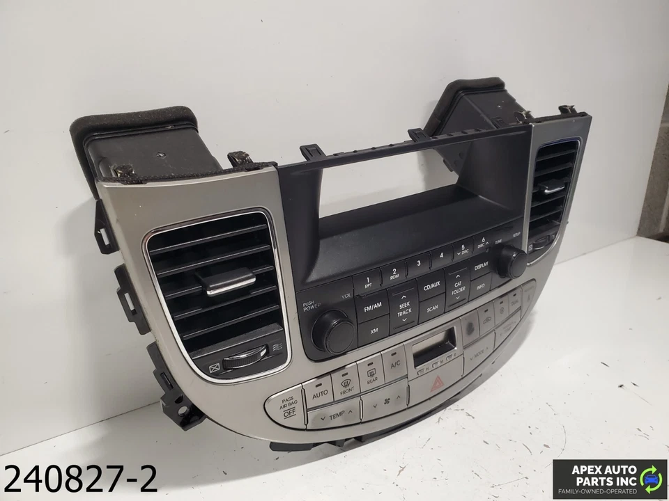 OEM 2009 Hyundai Genesis 3.8L Center Dash Radio Trim Bezel And Vents - Image 3 of 4