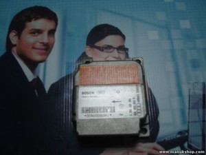 Airbagsensor Airbagsteuergerät Audi A8 4D0959655E 4D0 959 655 E BOSCH 0285001265