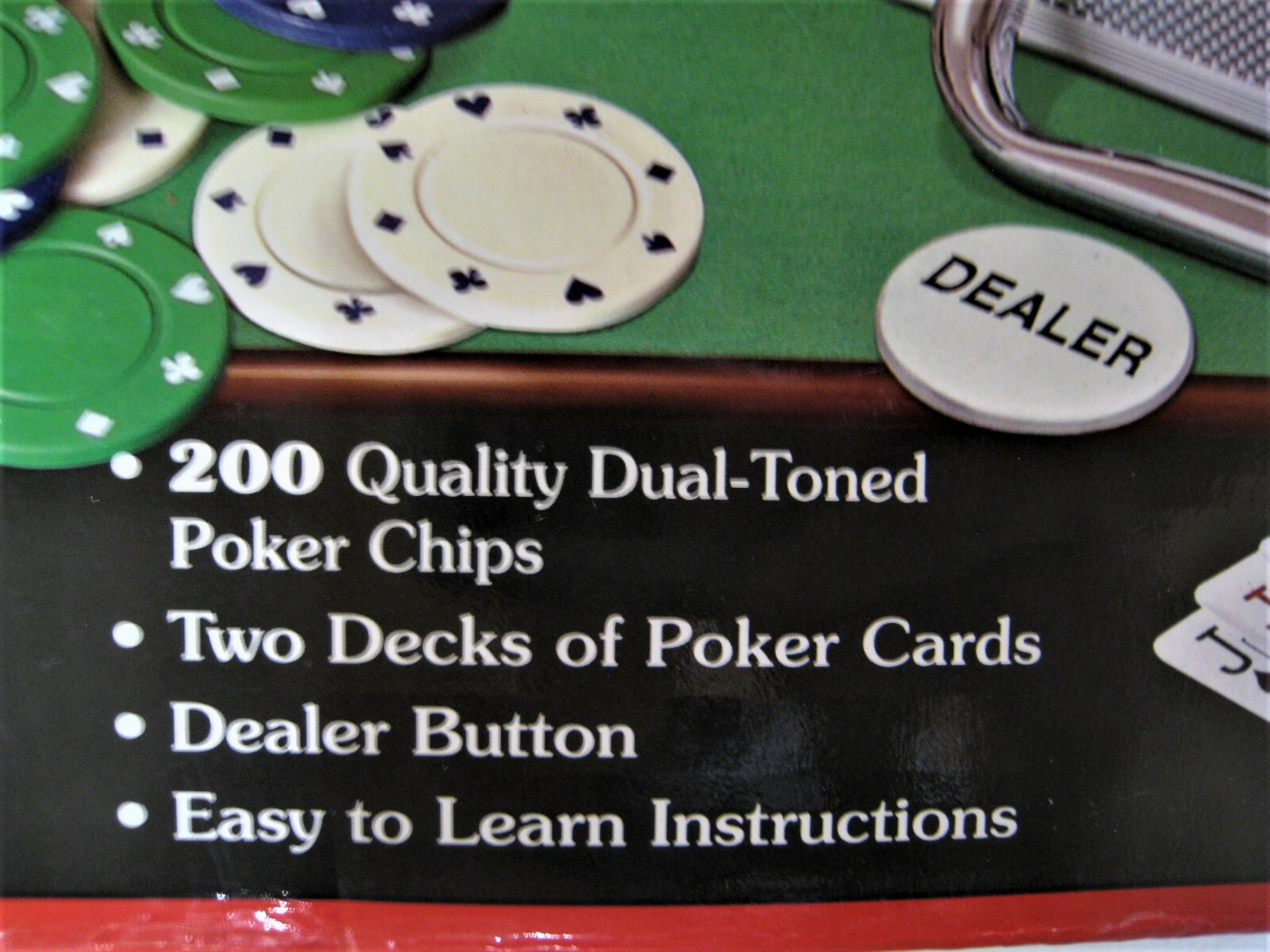 2005 DELUXE POKER SET ALUMINUM CASE 200 DUAL TONED POKER CHIPS AND