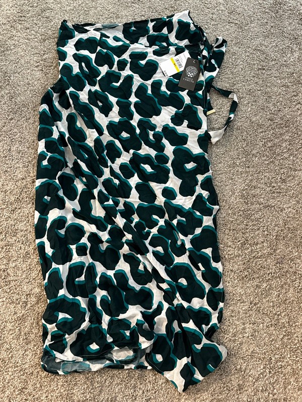 ✨Beautiful Vince Camuto Leopard Print Wrap Midi Long Skirt $136 M / L NWT✨