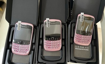 A+++ BlackBerry Curve 8520 2G Unlocked 2MP Bluetooth Smartphone
