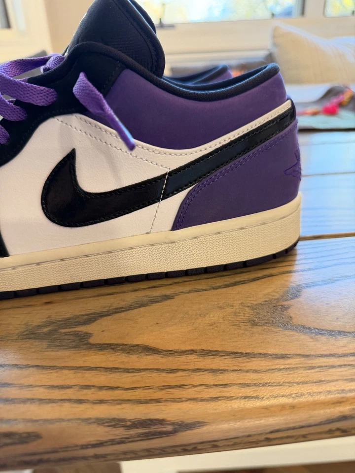 Air Jordan 1 Low 'Court Purple' 553558-125 - Tamanho 11 Excelente Estado - Imagem 3 de 4